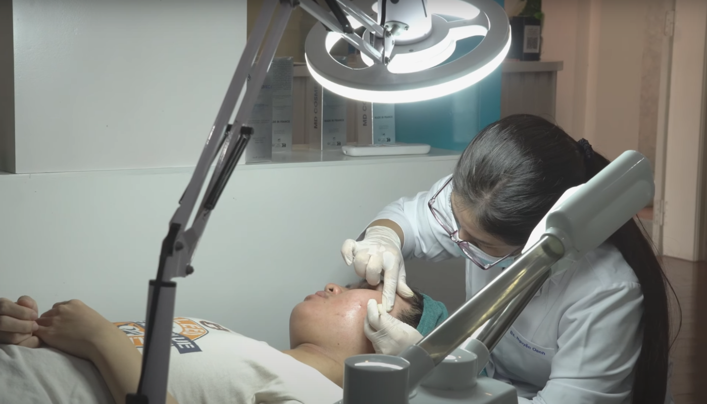 Quy trình điều trị mụn tại phòng khám Bác sĩ Nguyễn Oanh