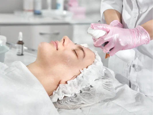 su-khac-biet-giua-spa-va-clinic