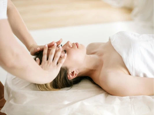 su-khac-biet-giua-spa-va-clinic