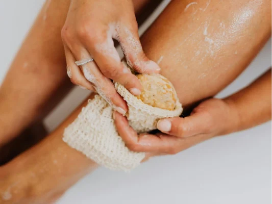 Bi quyet cham soc da kho mua dong hieu qua tu chuuyen gia